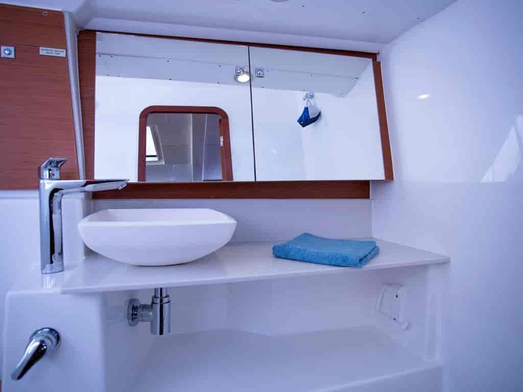 Boat picture 17
