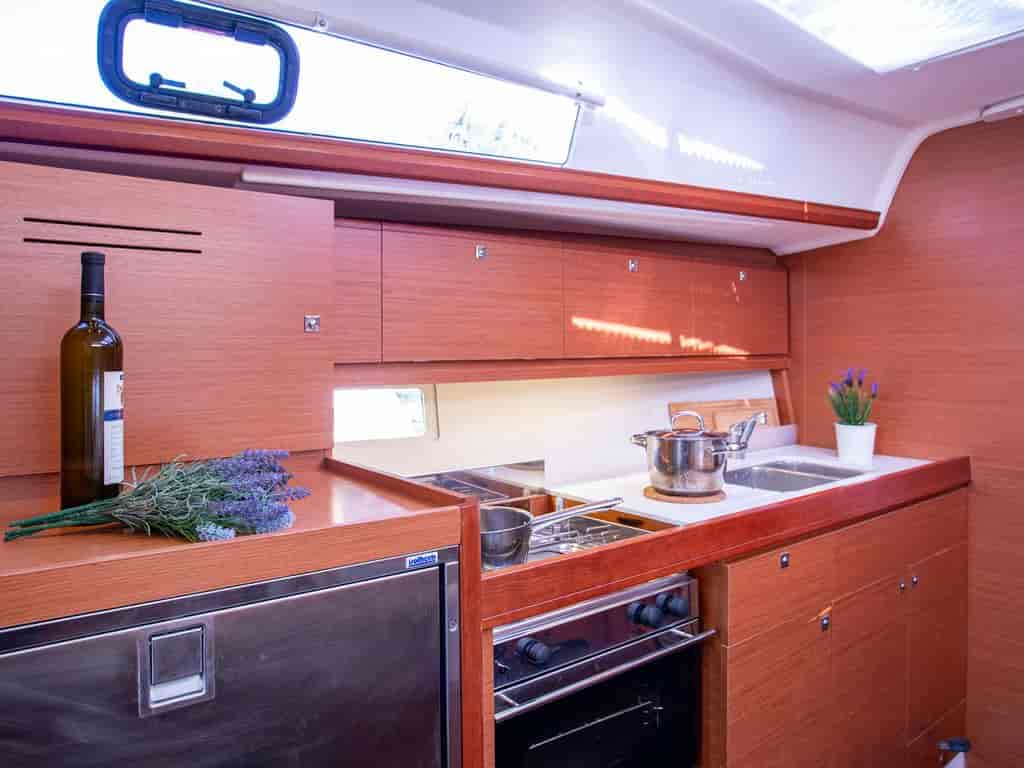 Boat picture 16