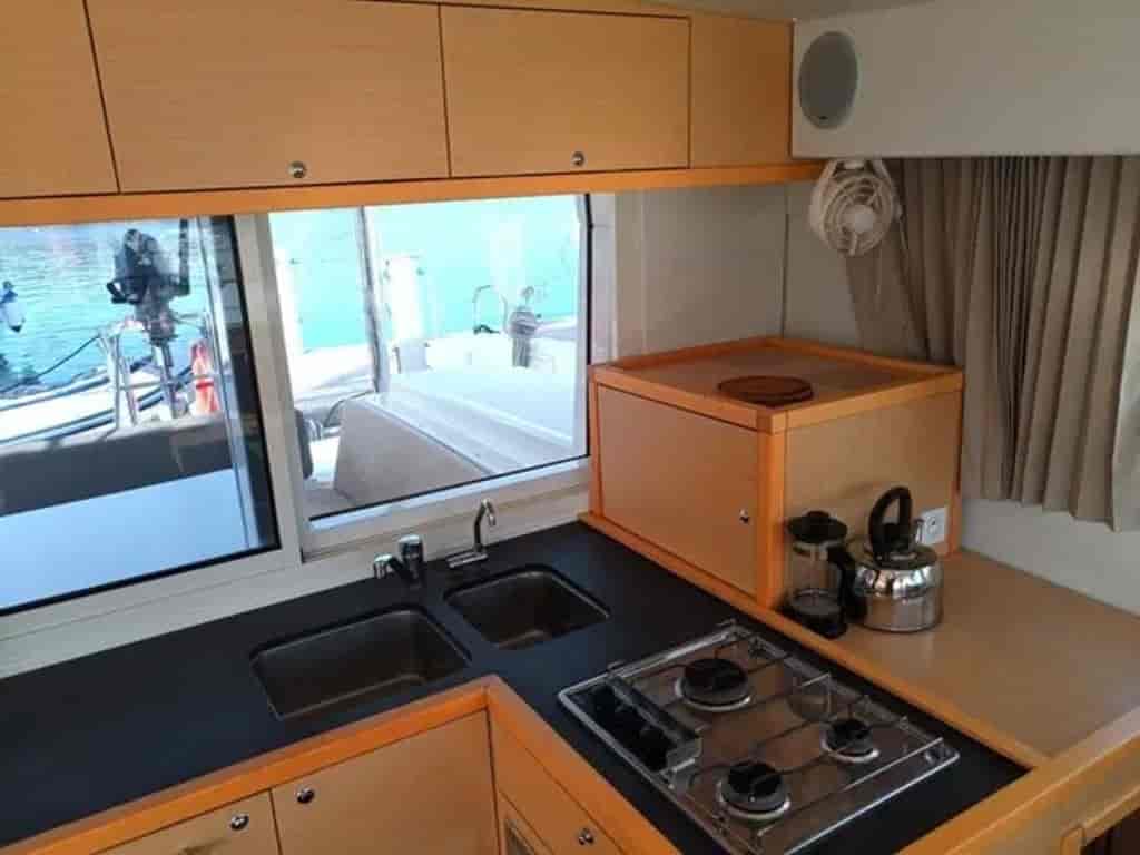 Boat picture 13