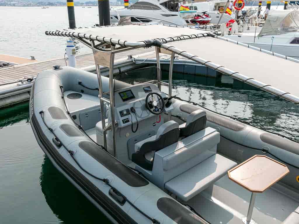 Boat picture 16