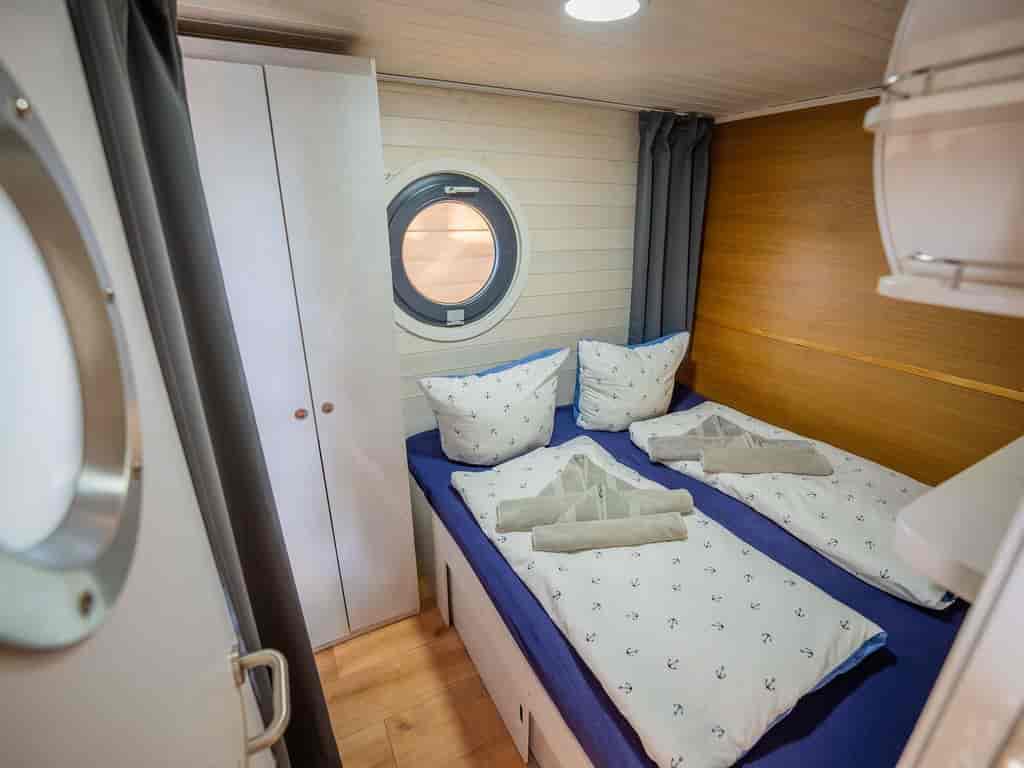 Boat picture 25