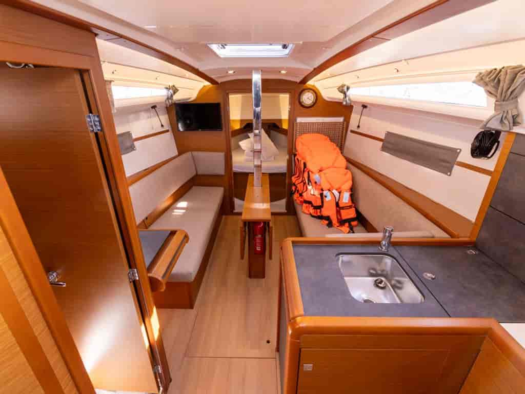 Boat picture 9