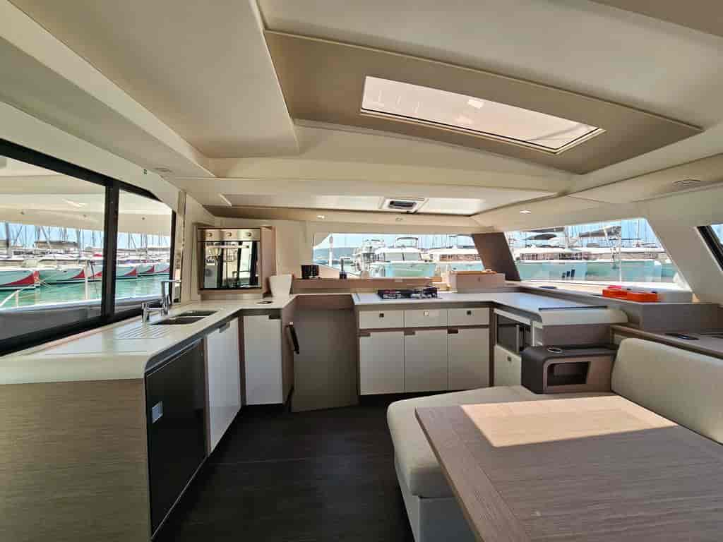 Boat picture 12