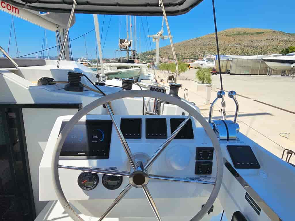 Boat picture 13