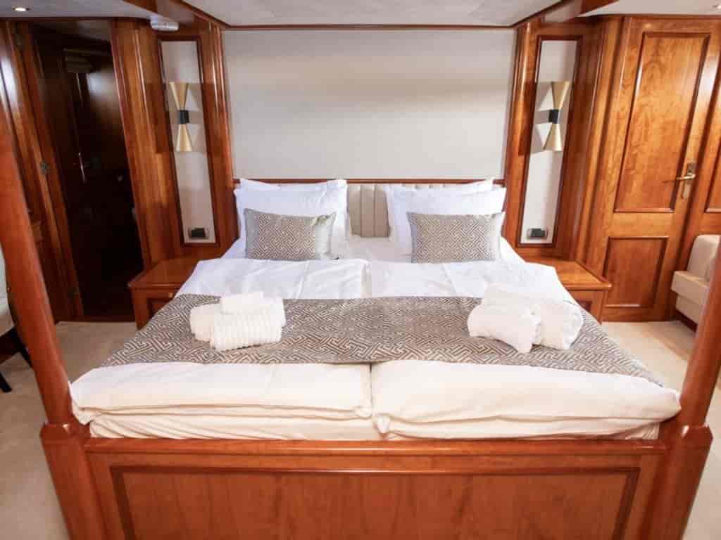 Boat picture 17