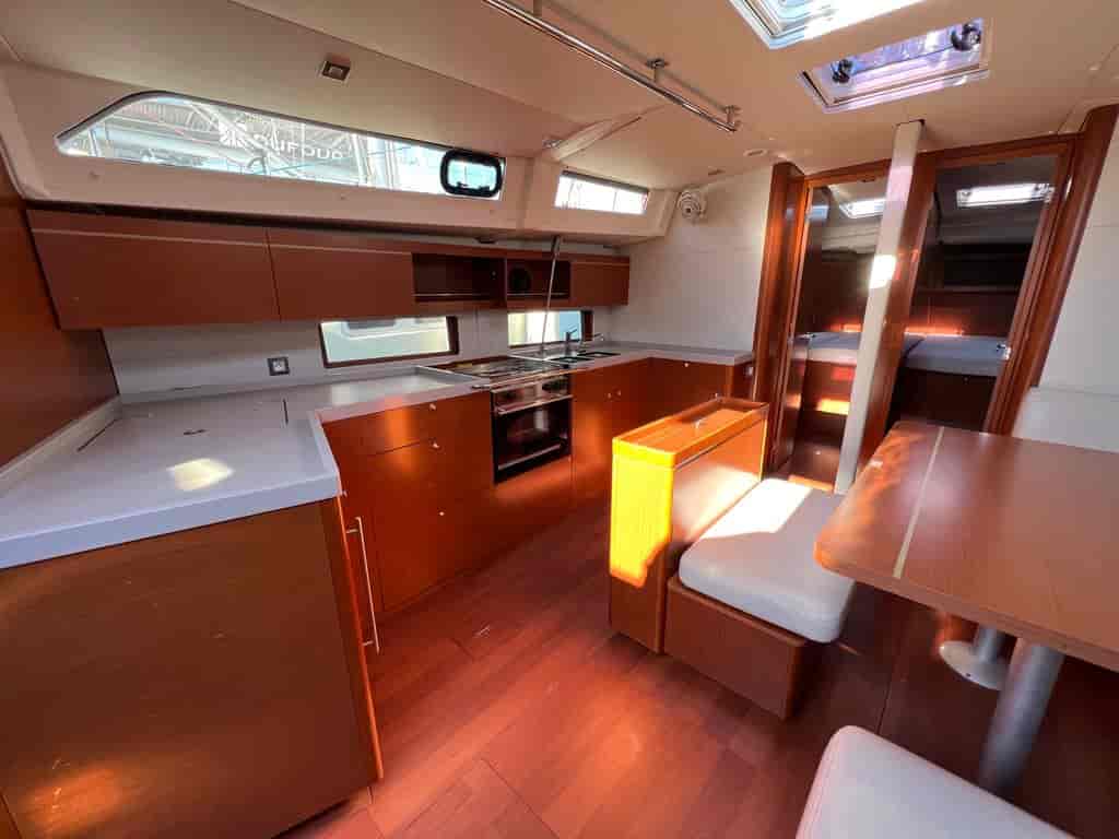 Boat picture 17