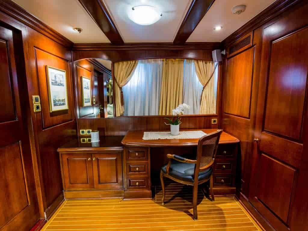 Boat picture 4