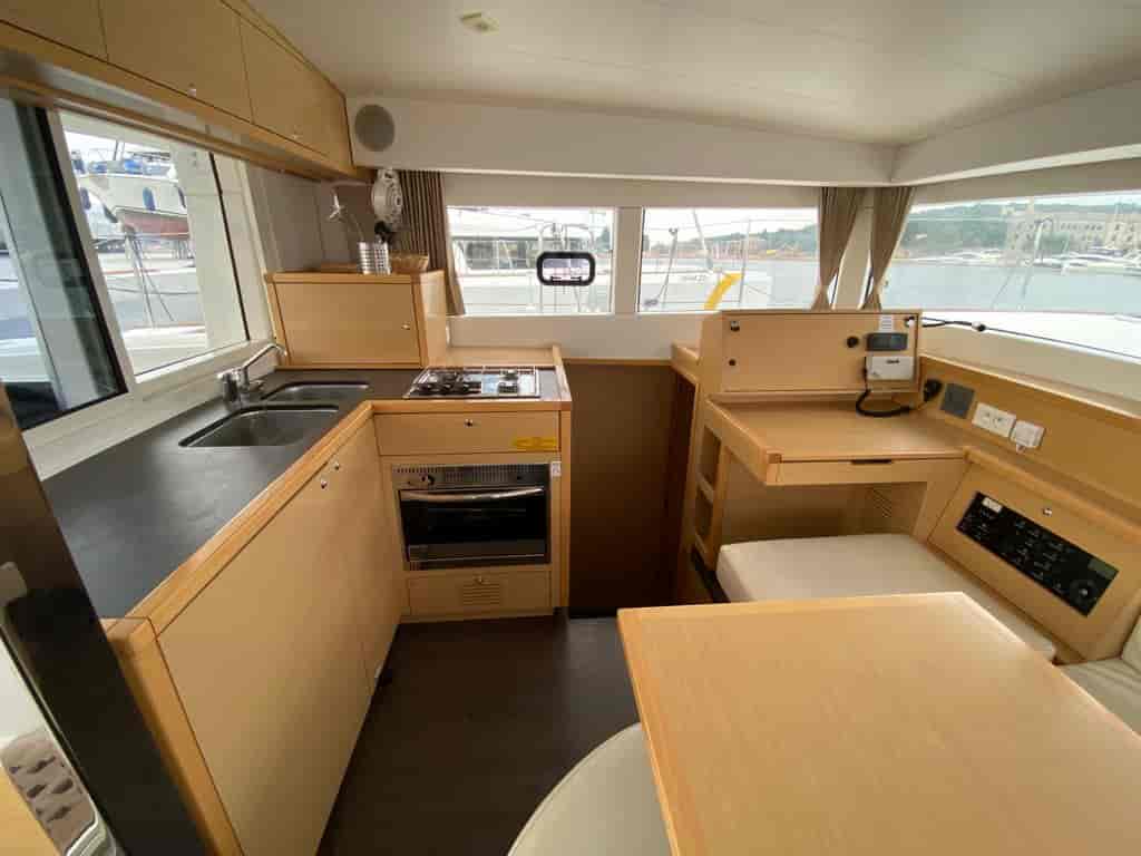 Boat picture 16
