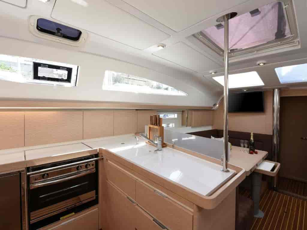 Boat picture 9