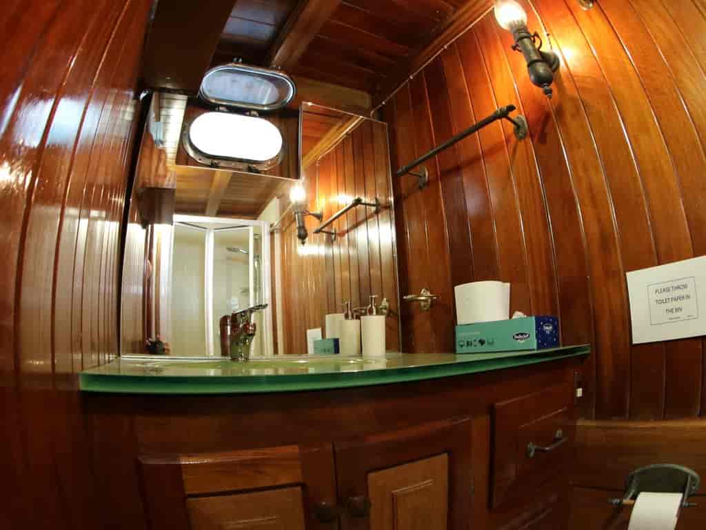 Boat picture 2