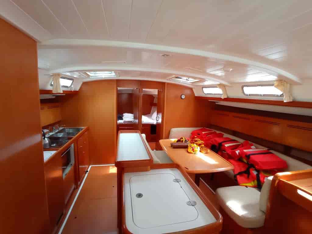 Boat picture 9