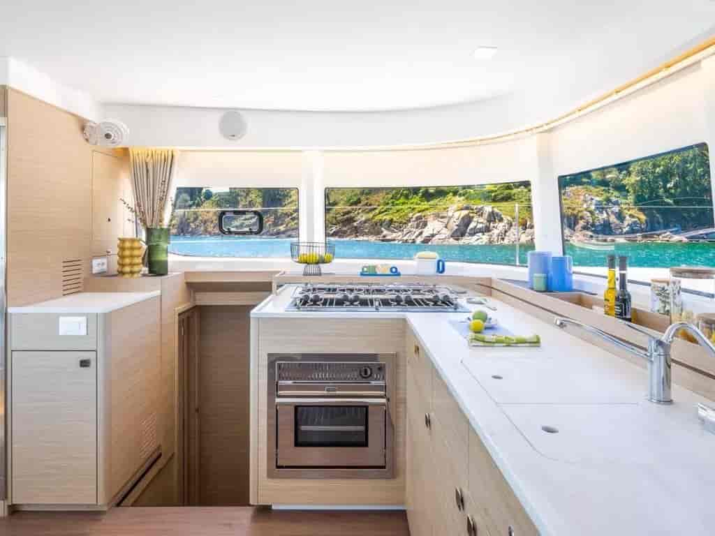 Boat picture 16