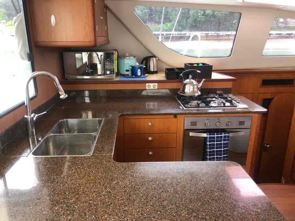 Boat picture 16