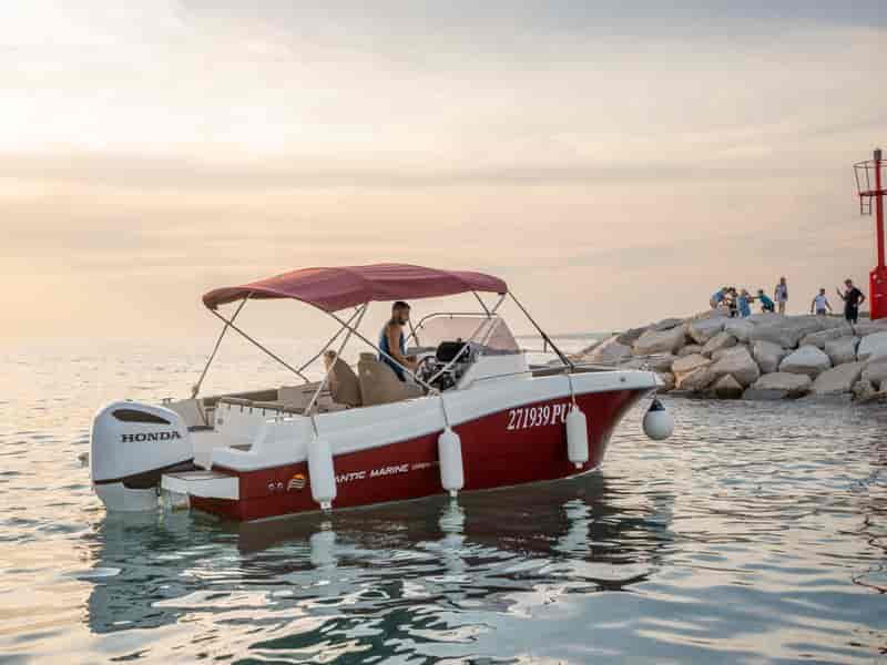Boat picture 1