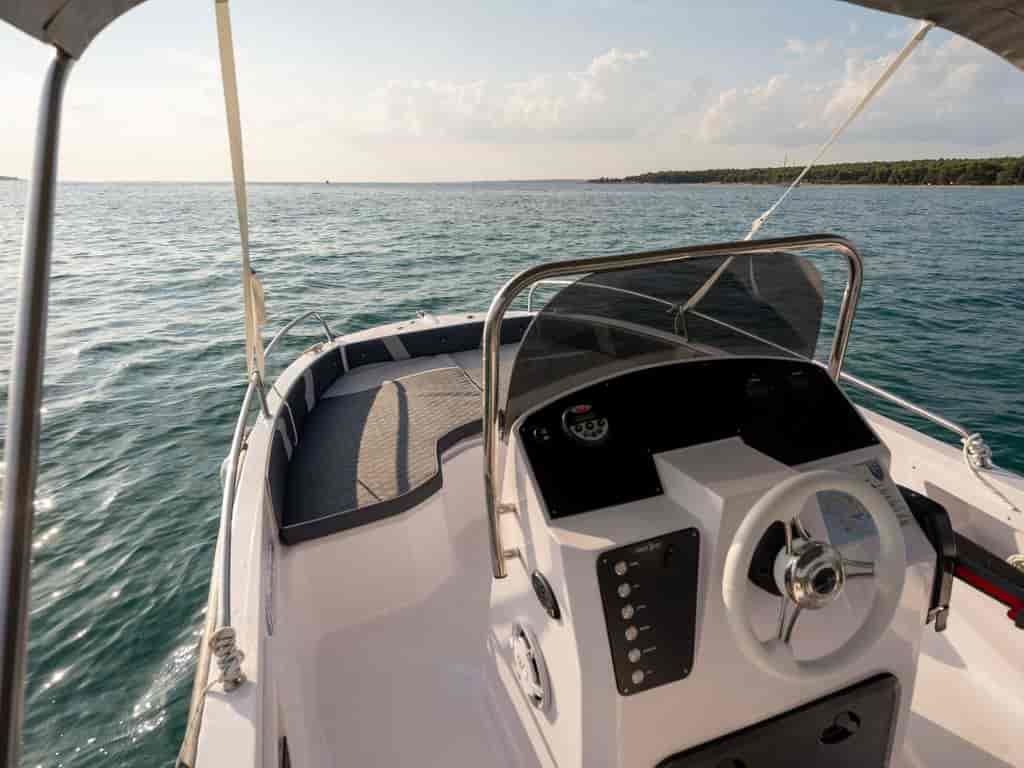 Boat picture 14