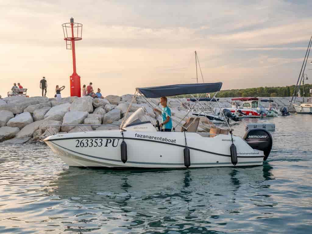 Boat picture 30