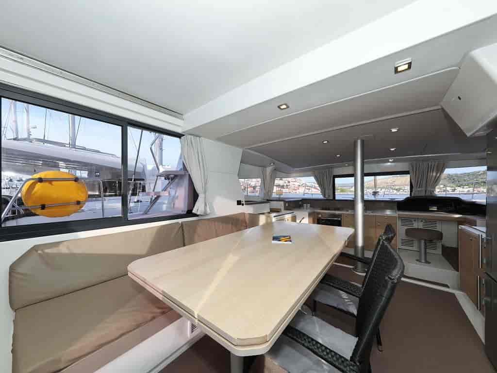 Boat picture 16