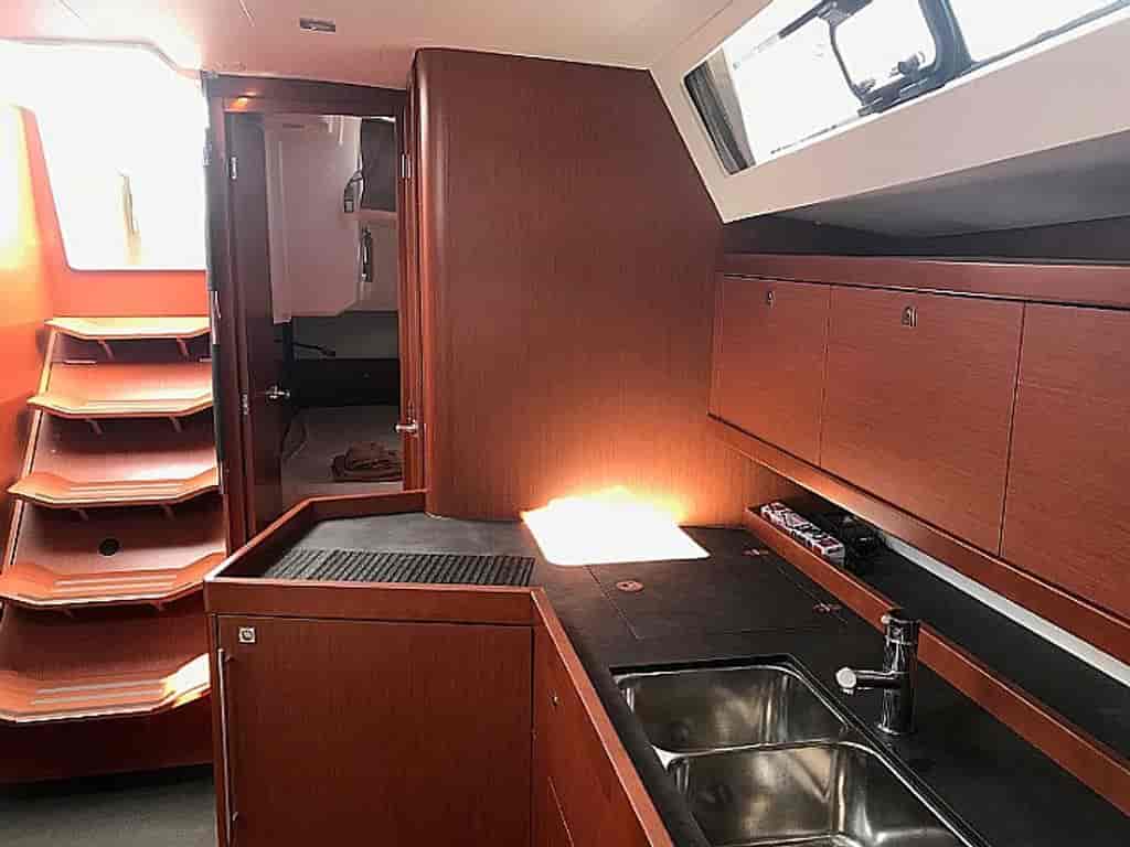 Boat picture 9
