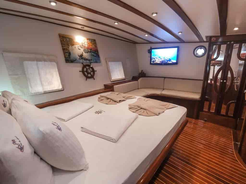 Boat picture 14