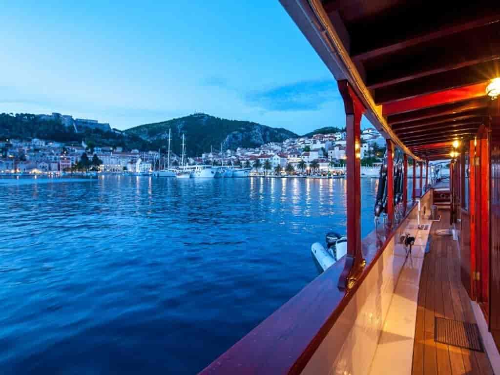 Boat picture 8