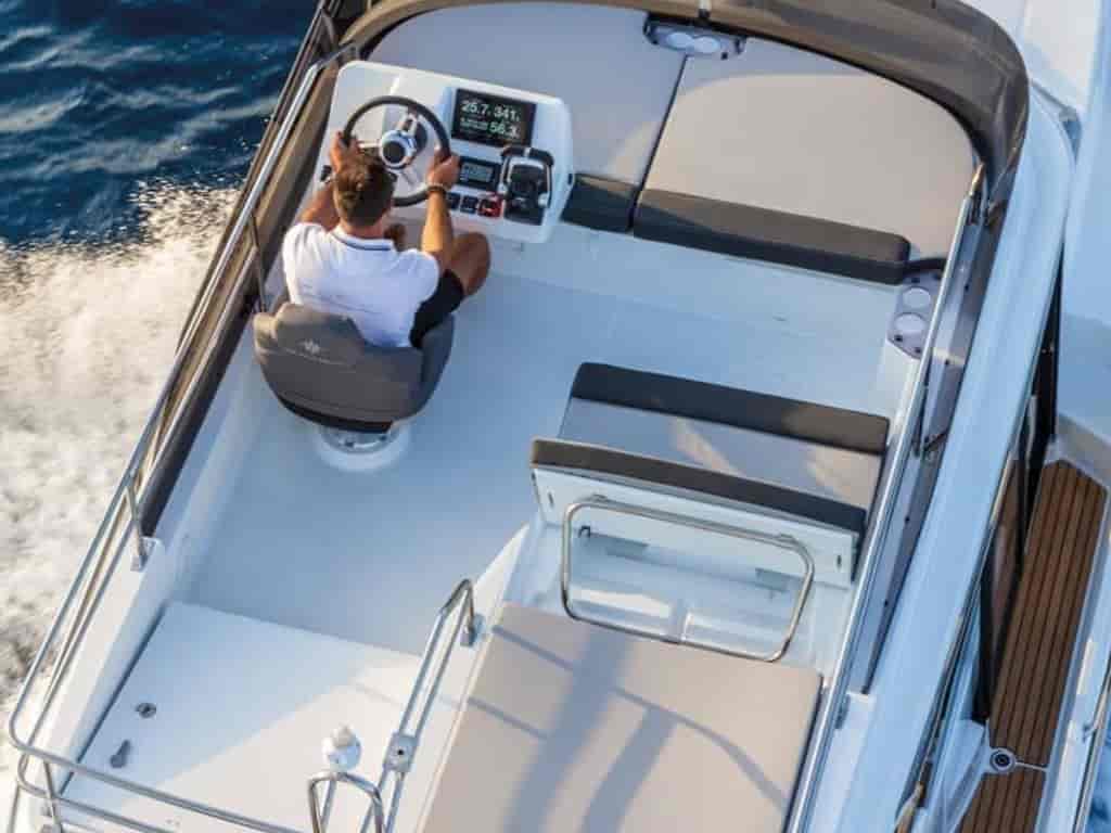 Boat picture 9