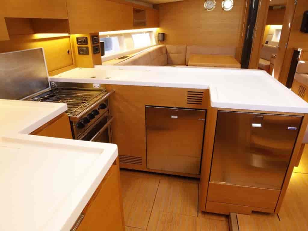Boat picture 9