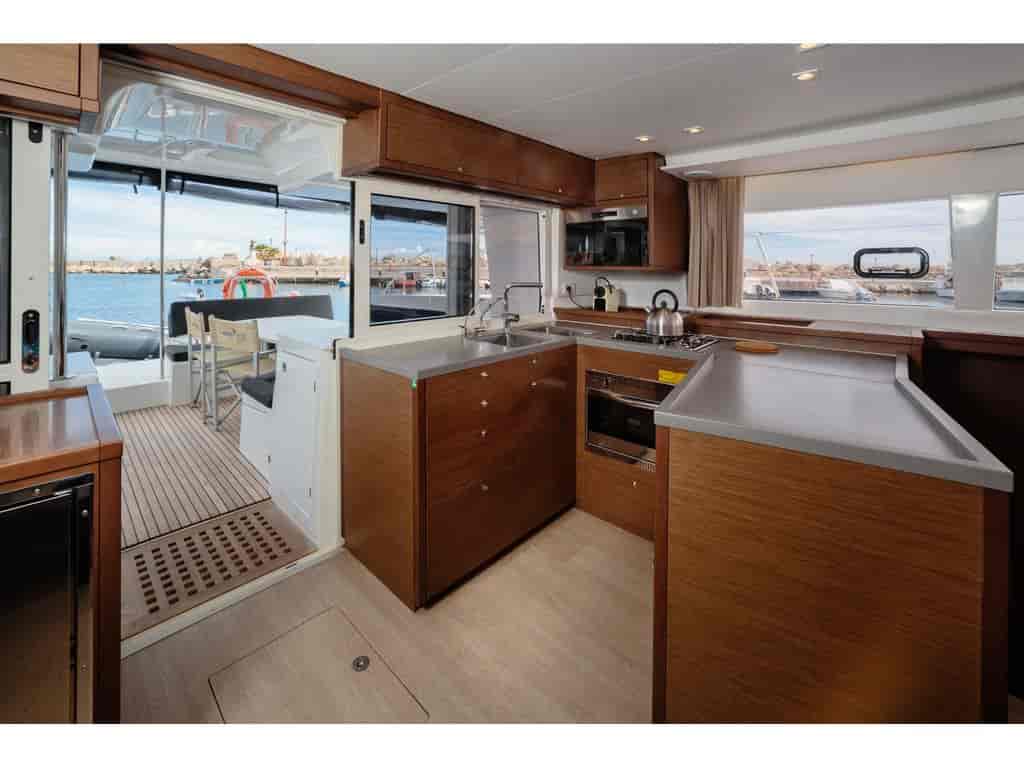 Boat picture 14