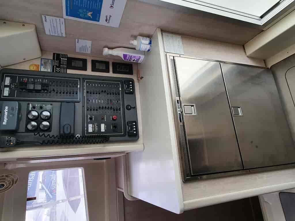 Boat picture 9