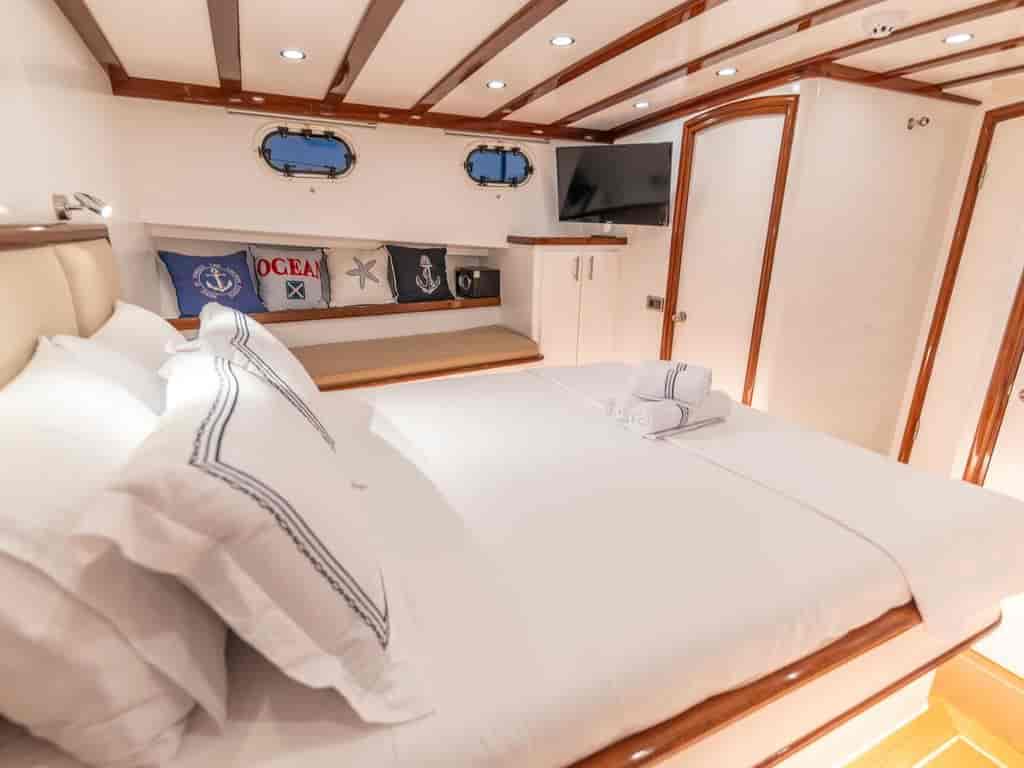 Boat picture 9