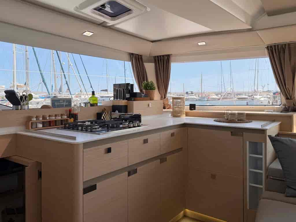 Boat picture 18