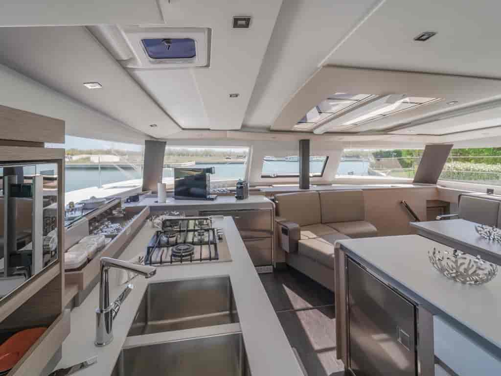 Boat picture 9