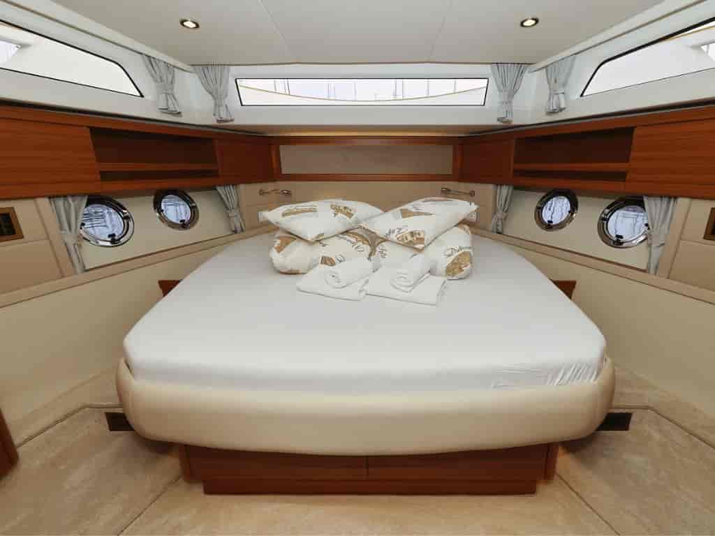 Boat picture 16