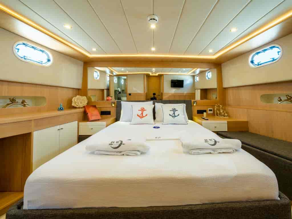 Boat picture 9