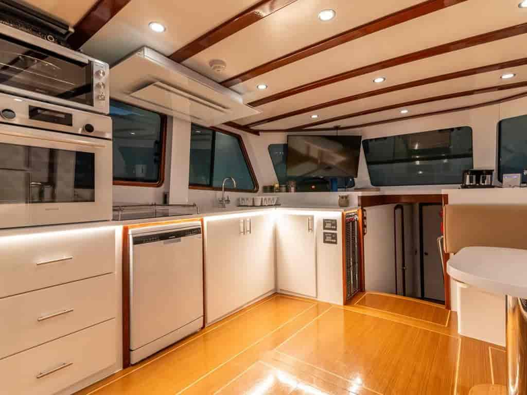 Boat picture 24