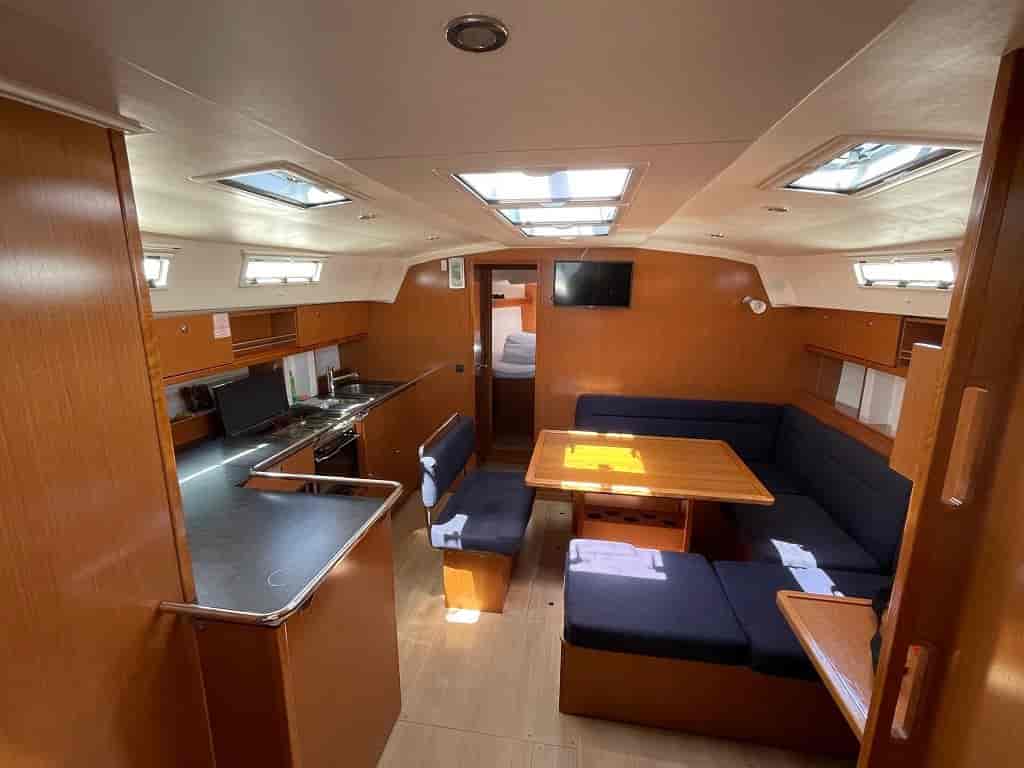 Boat picture 9