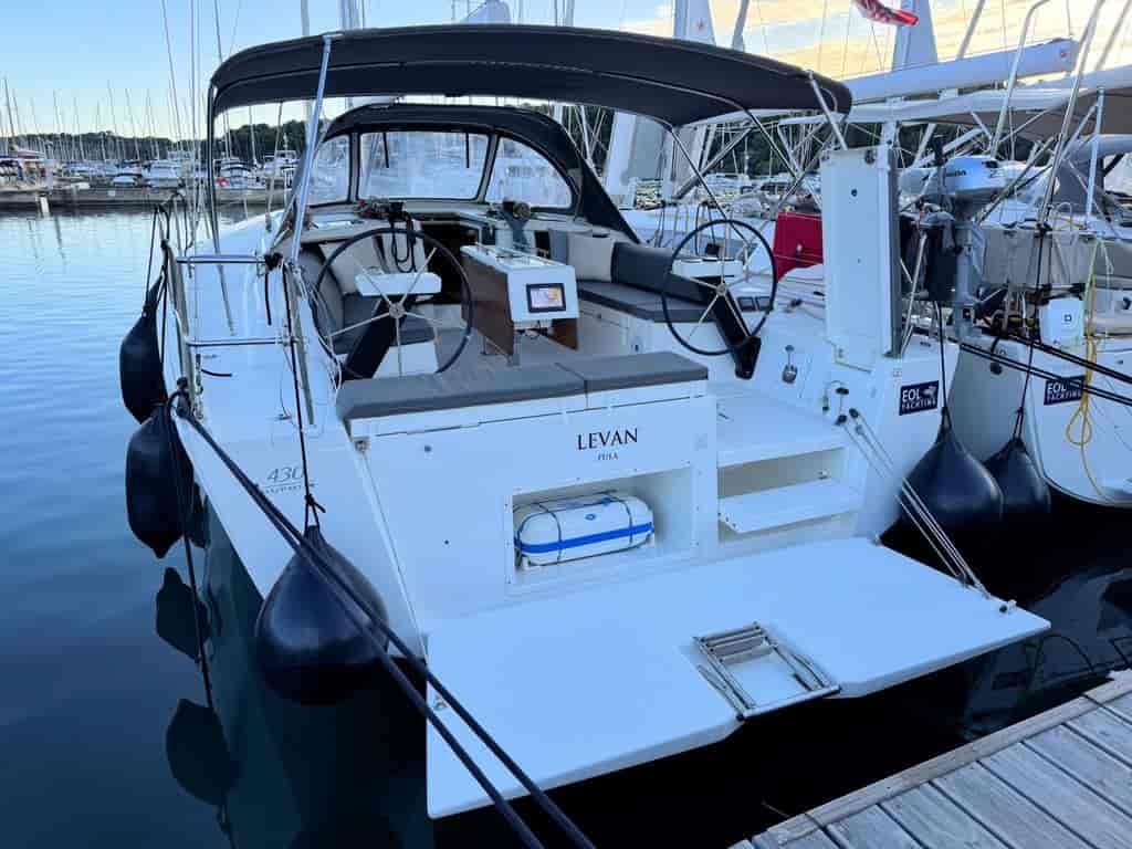 Boat picture 7