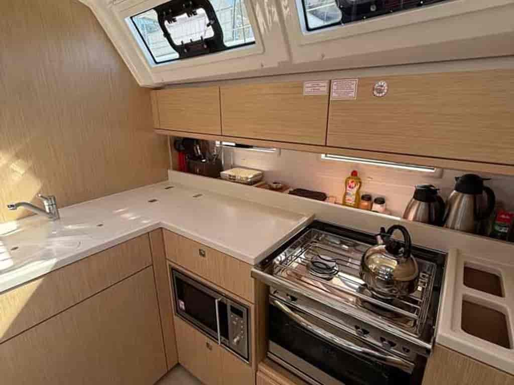 Boat picture 12
