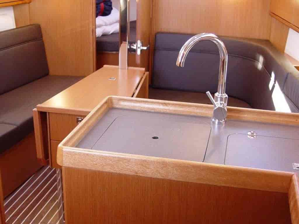 Boat picture 9