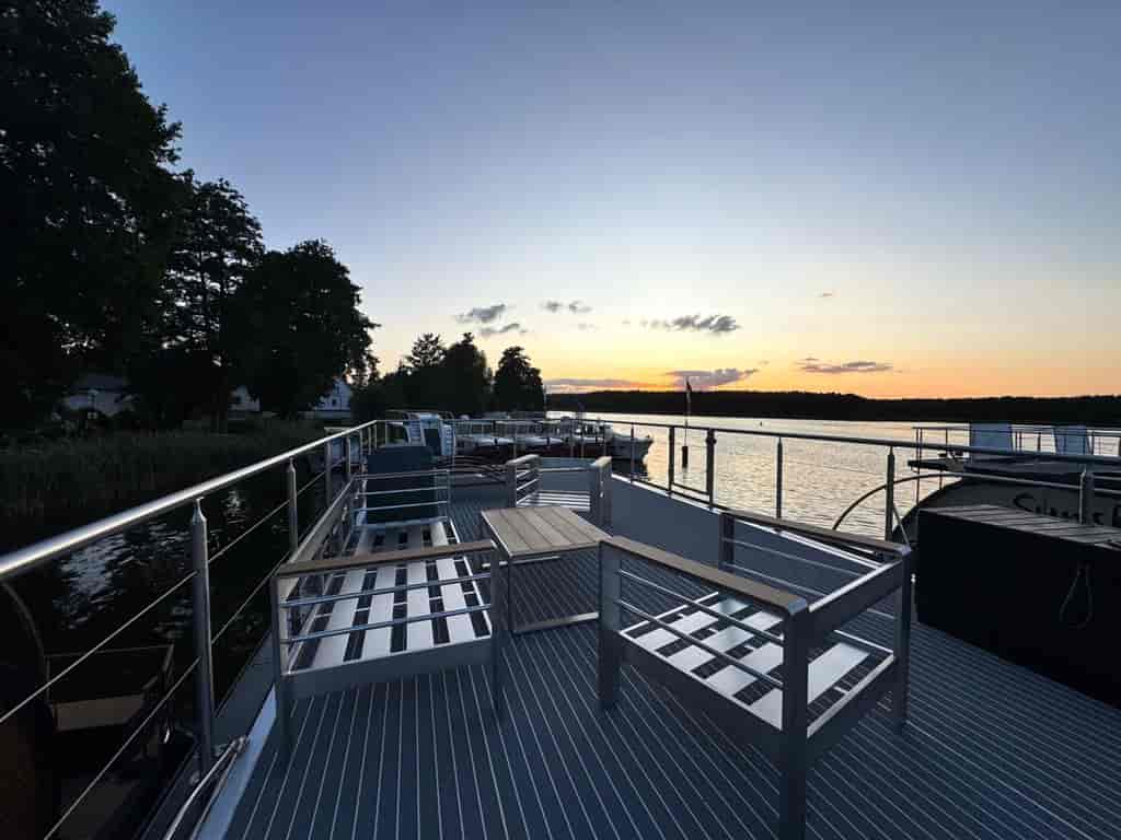 Boat picture 20
