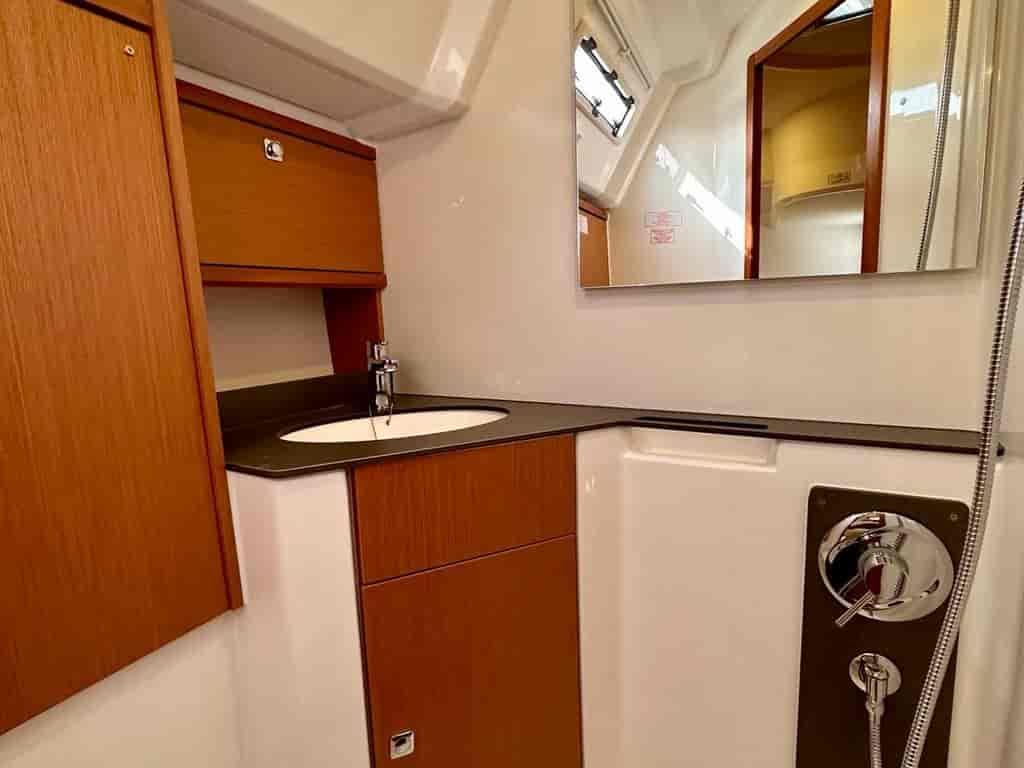 Boat picture 9