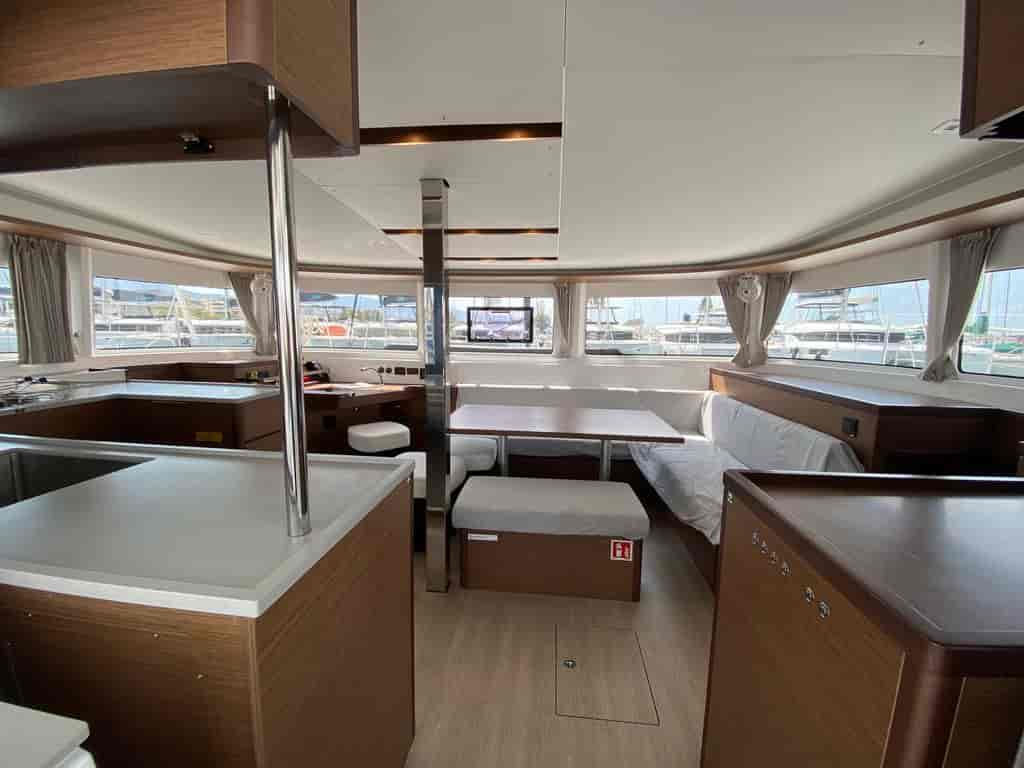 Boat picture 9