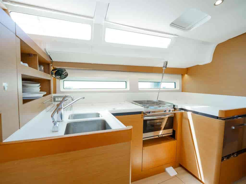 Boat picture 18