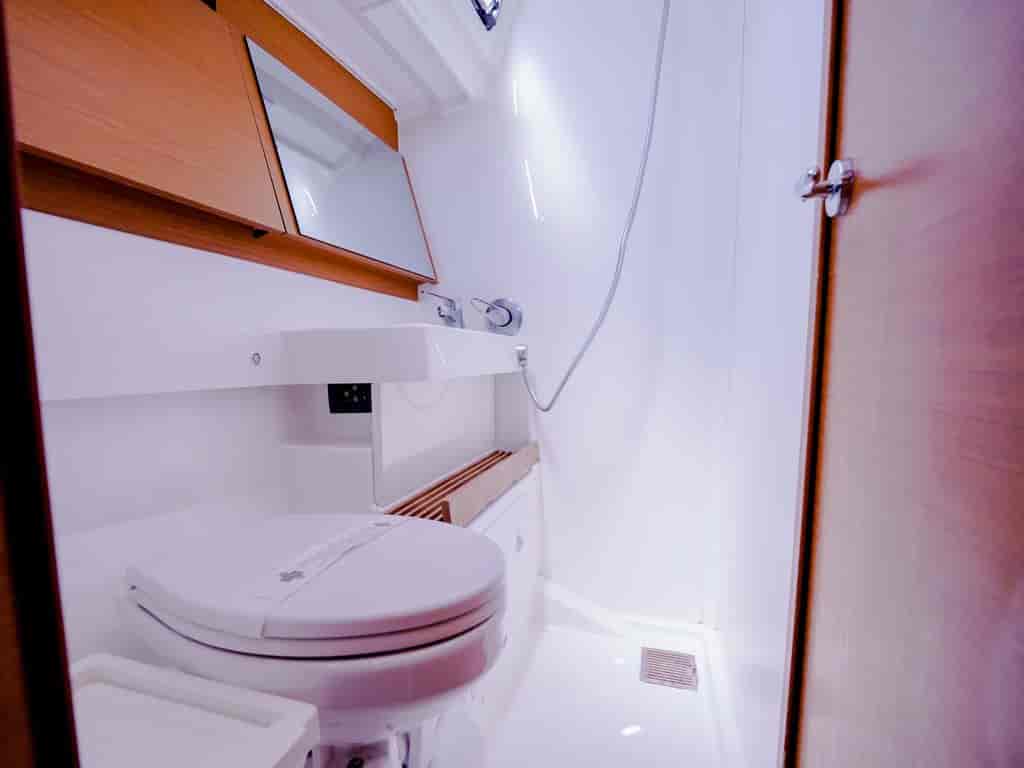 Boat picture 9
