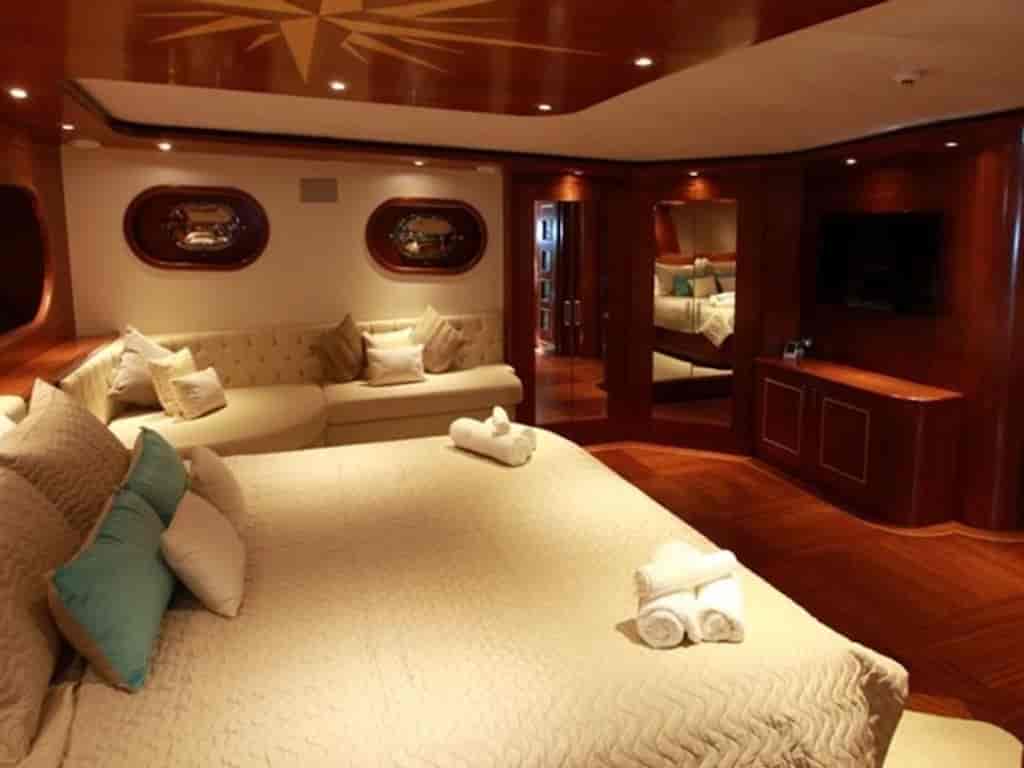 Boat picture 12