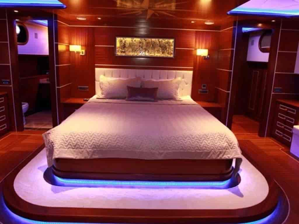 Boat picture 13