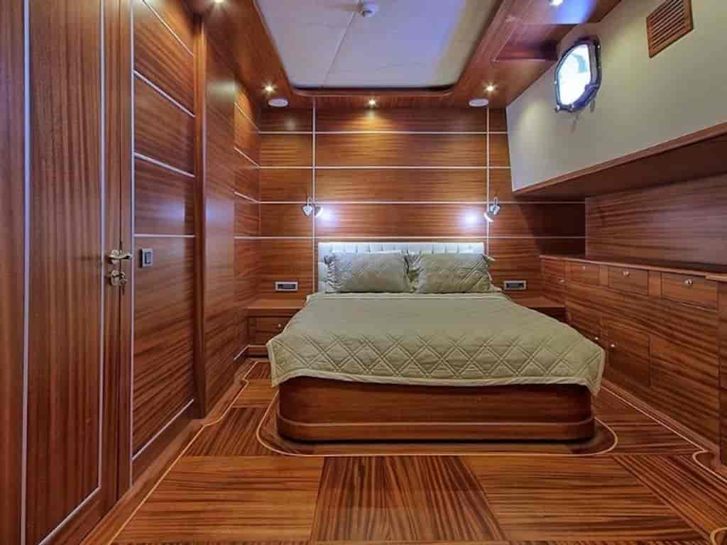 Boat picture 14
