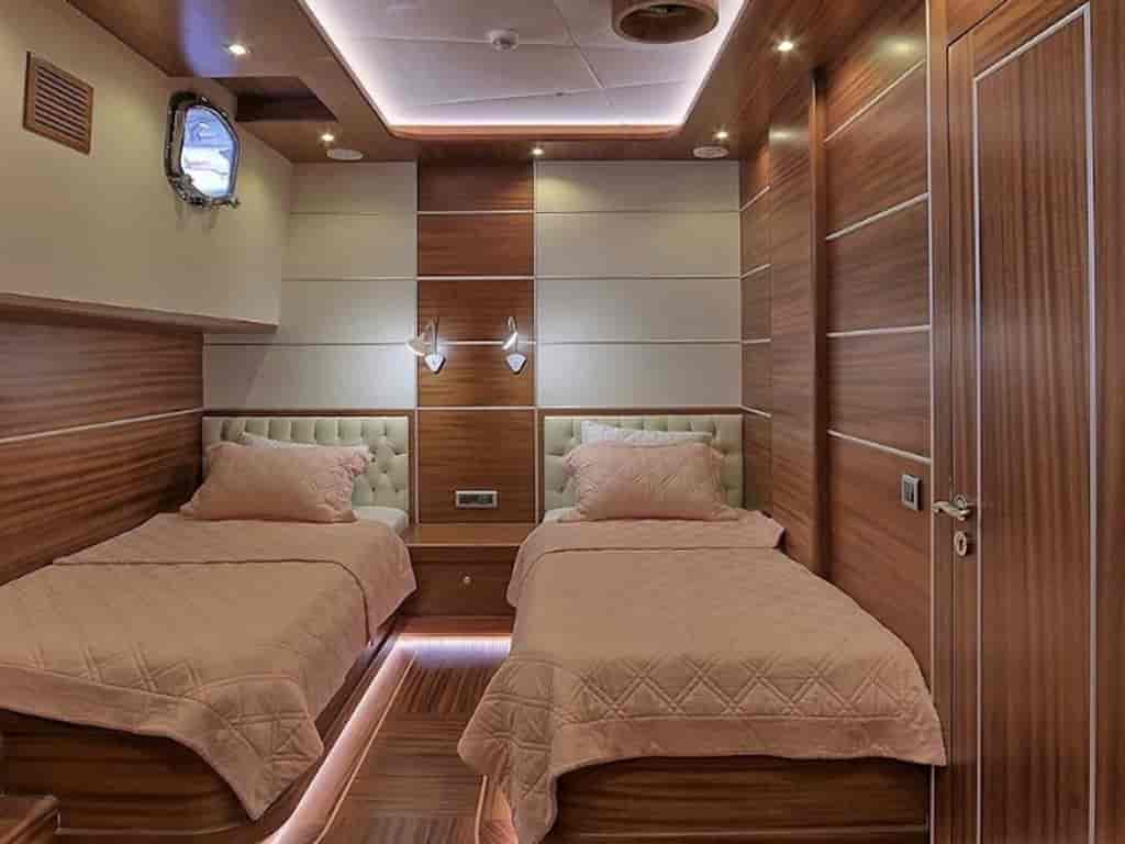 Boat picture 3
