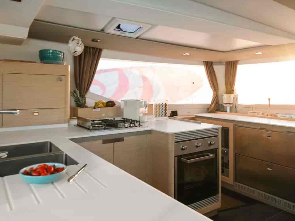 Boat picture 13