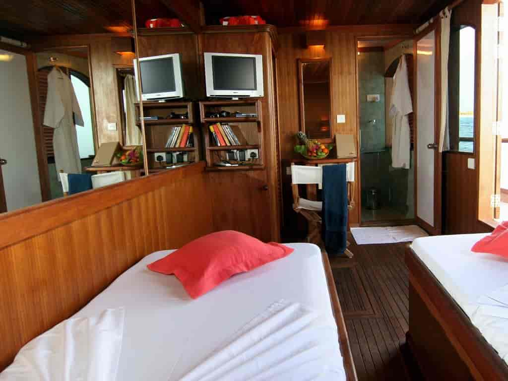 Boat picture 16