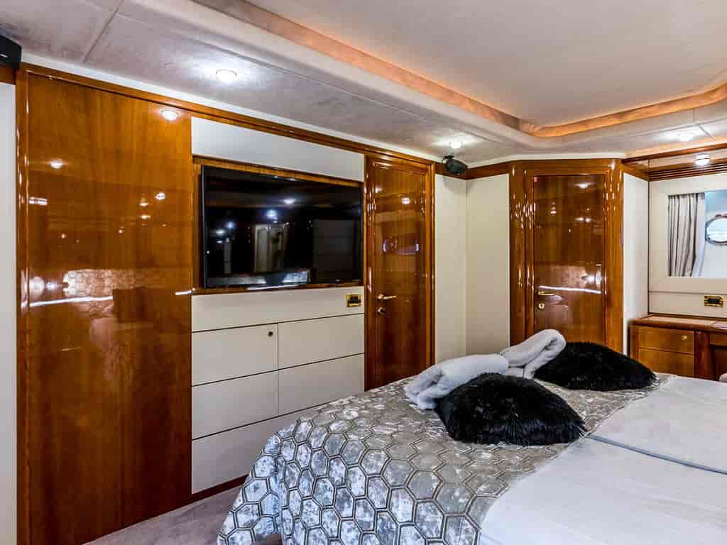 Boat picture 18
